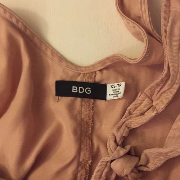 UO BDG Button-Down Romper - Picture 5 of 6